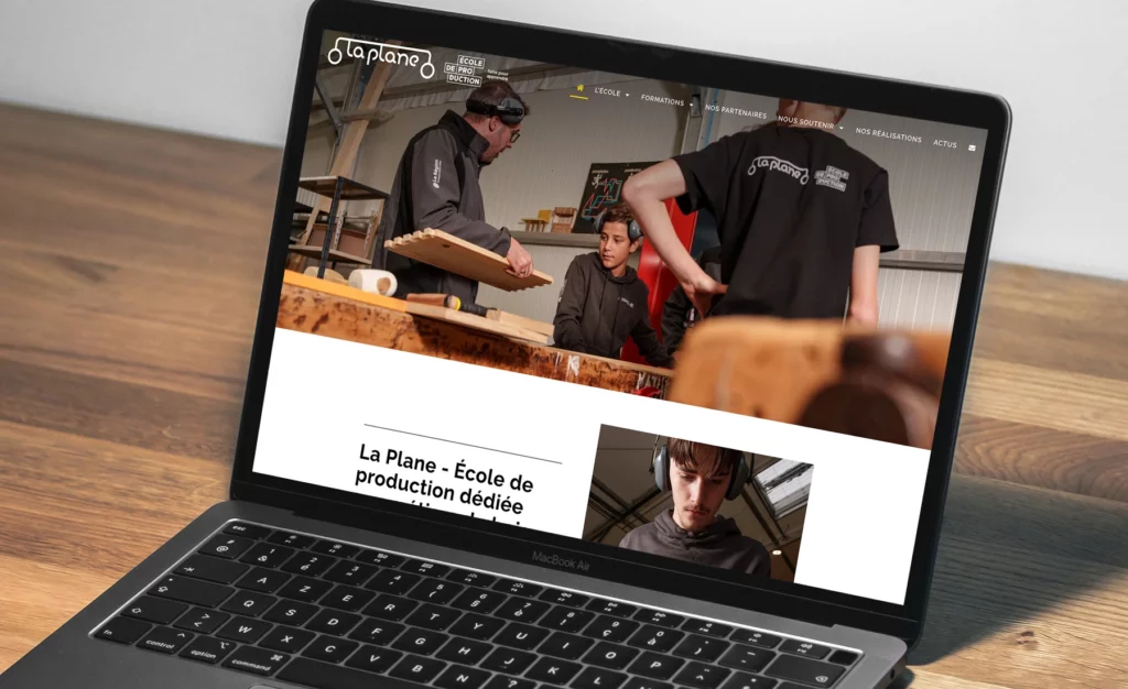 création site internet, photos et textes école montbrison